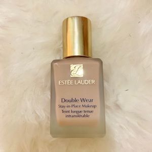 Estée Lauder Double Wear 1C1